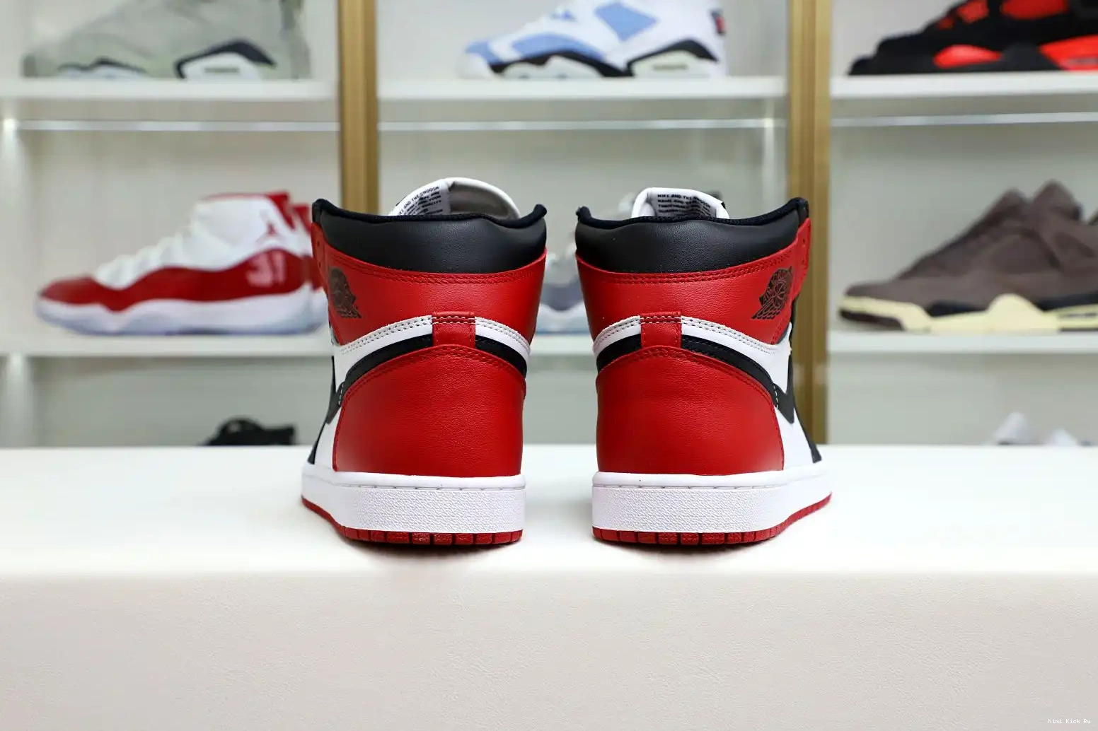 Air Jordan Retro 1 (2016) Kimikick Black Toe 0530